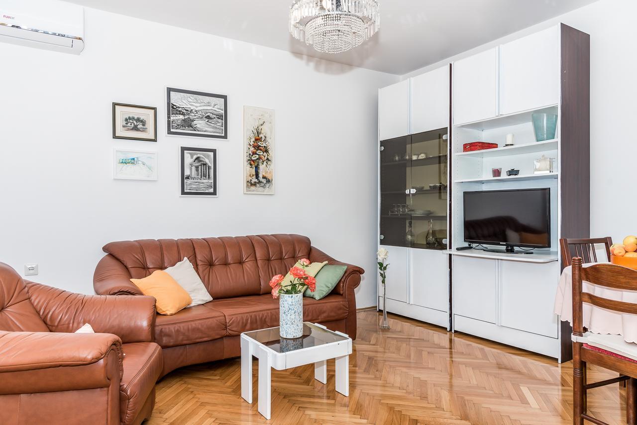 Apartment Promona Drniš Eksteriør billede