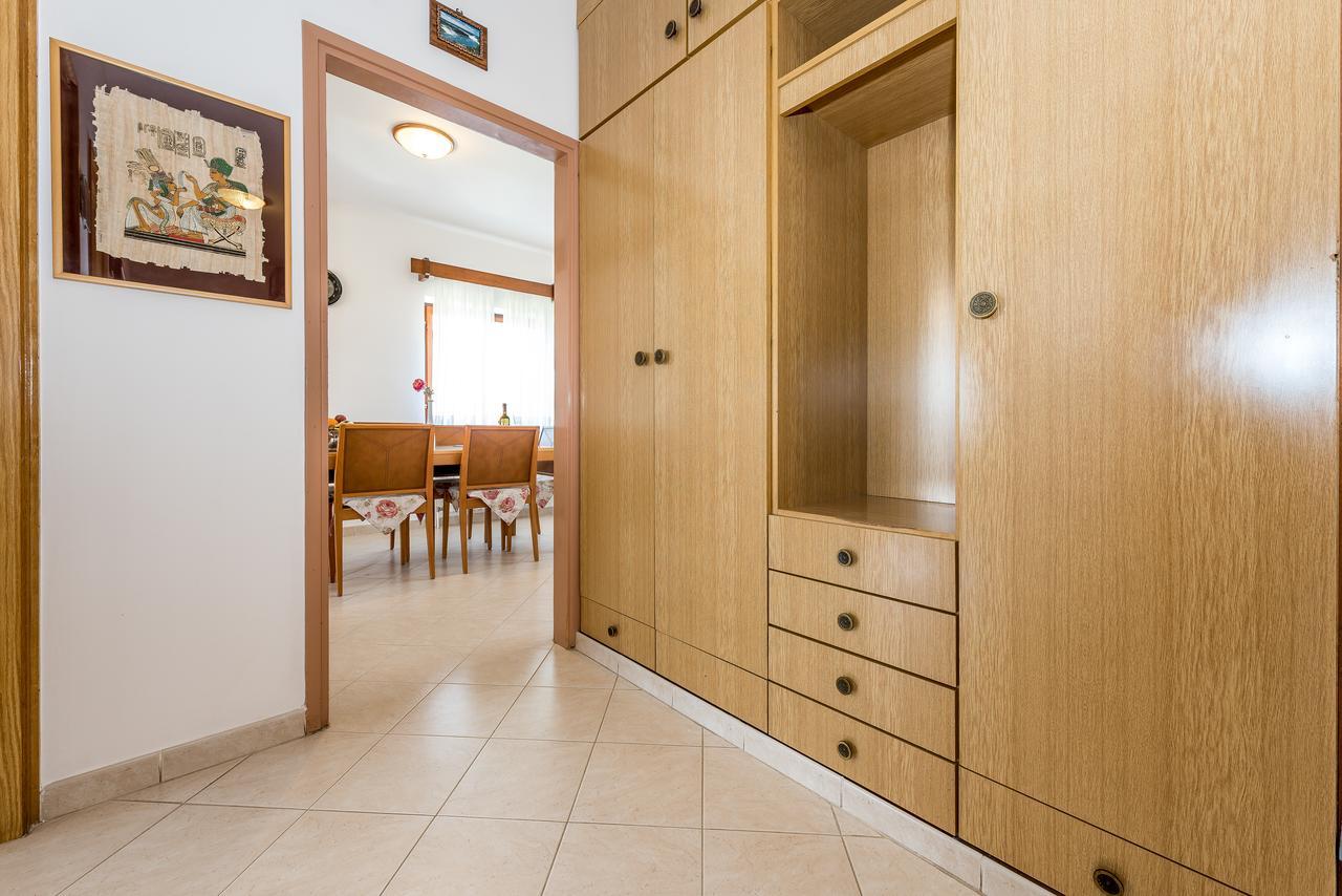 Apartment Promona Drniš Eksteriør billede